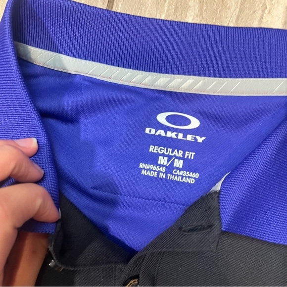 Oakley Men's Colorblock O-Hydrolix Quick Dry Golf Polo Shirt in Medium - Picture 4 of 6